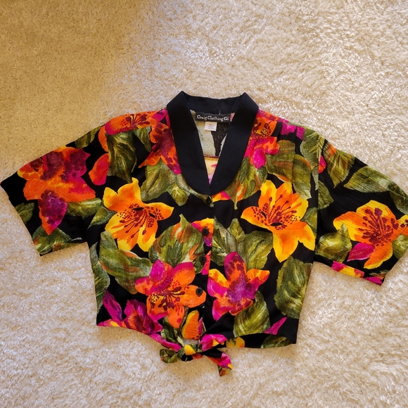 Craig Clothing Co retro floral crop top size small - Picture 7 of 9